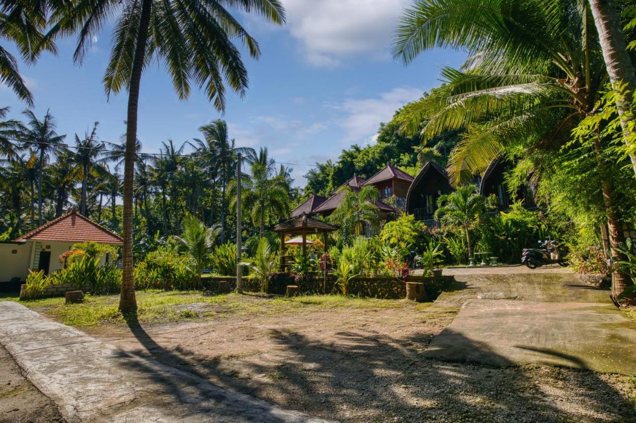 Coconut Hill Cottage Batununggul Exterior foto